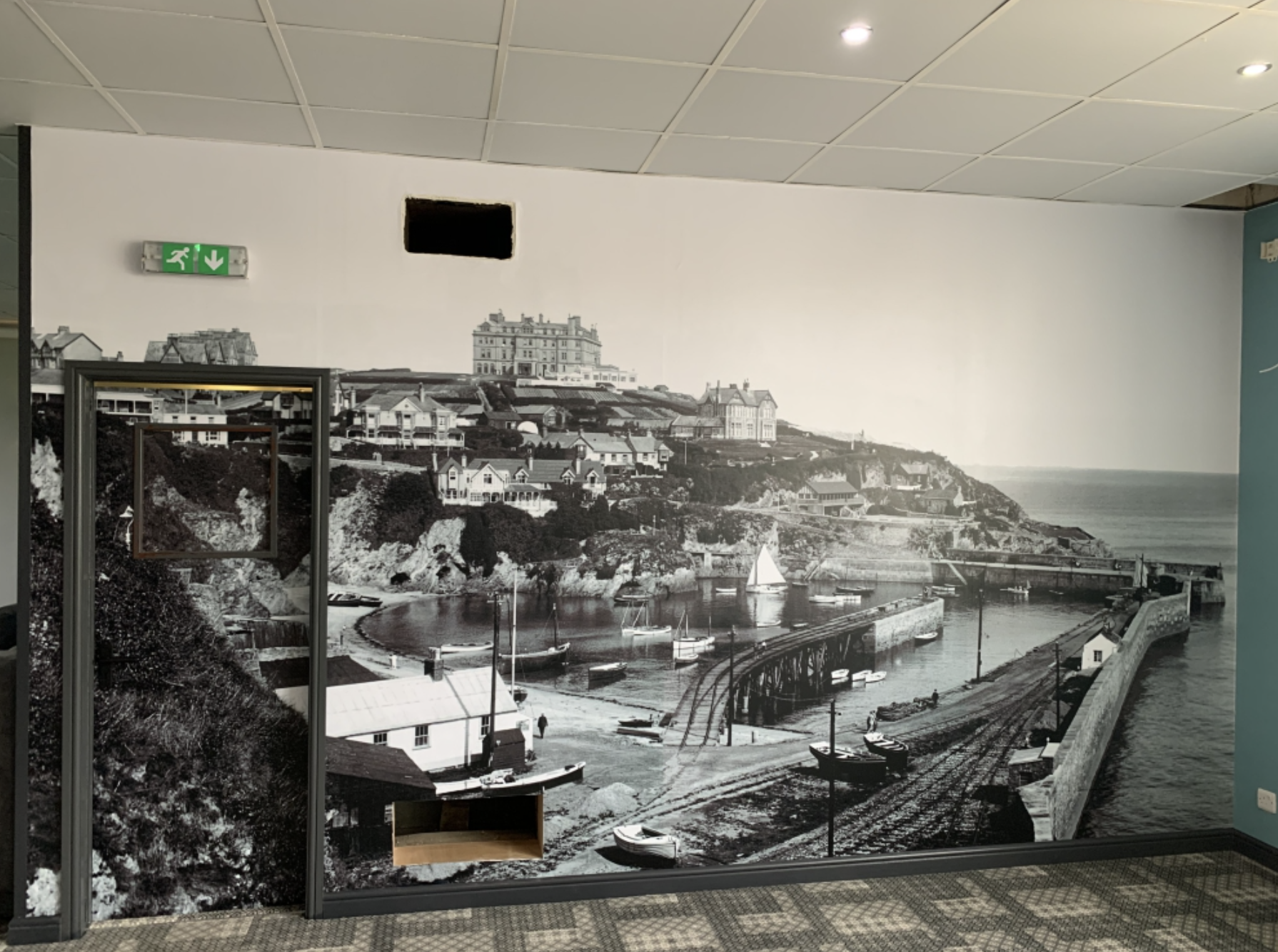 newquay football club sign 3a